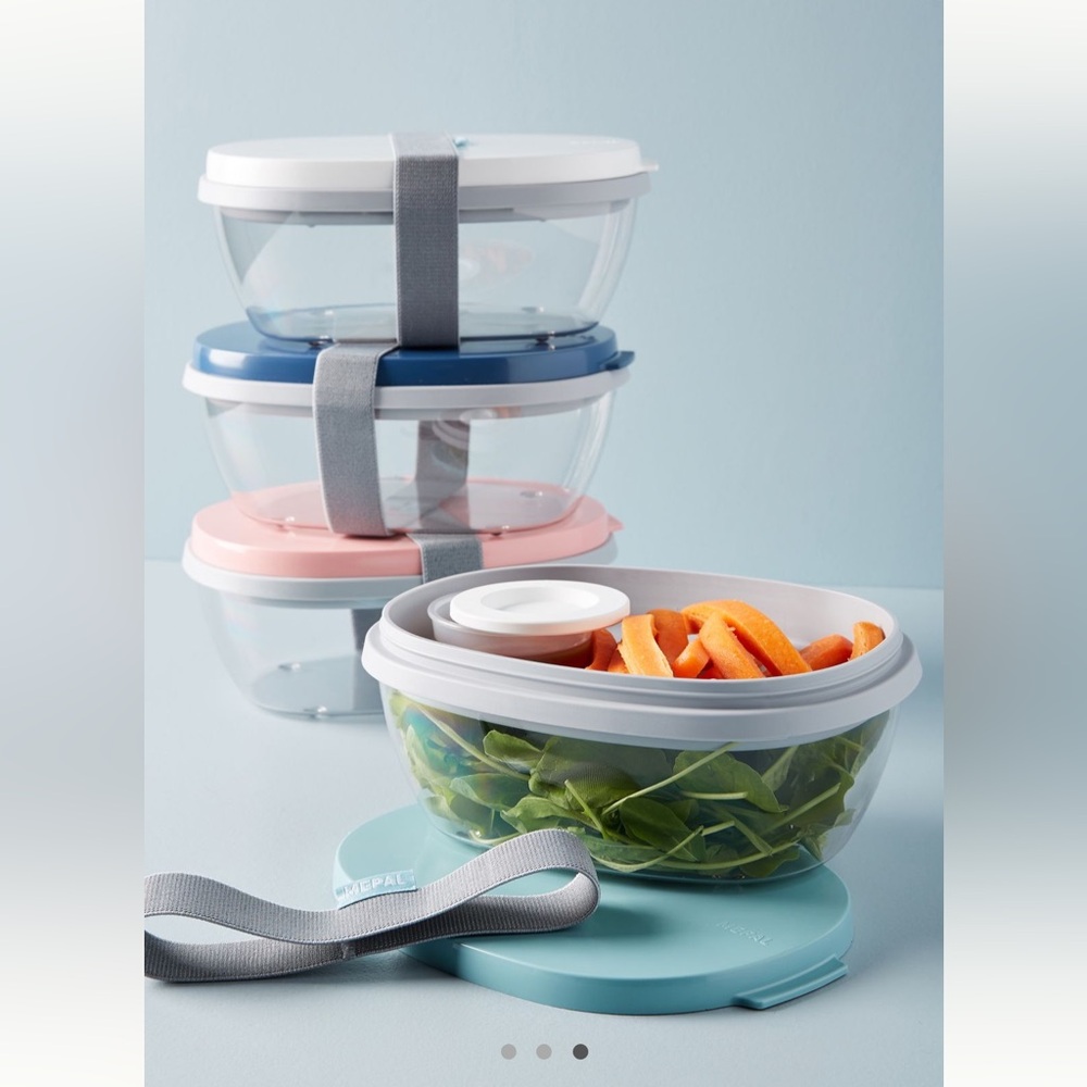 NWT Anthropologie MePal Salad Box, Nordic green, bento, meal prep container - Picture 1 of 13